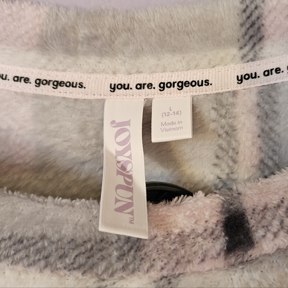 NWOT: Joyspun Two-Piece Pink and Gray Plush Pajama Set, Size Large - Picture 7 of 9